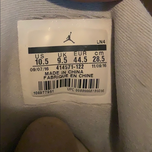 Jordan 13 “2017 Chicago’s” - Picture 4 of 4